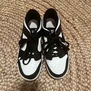 nike pandas. only worn a few times!